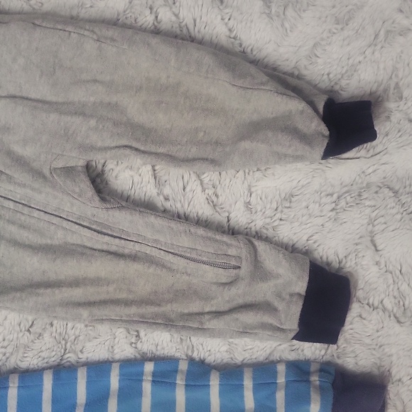 Baby boy 12 pc clothing lot 12M Carter's Teddy Bear jacket pants sleepers set pj - Picture 10 of 10